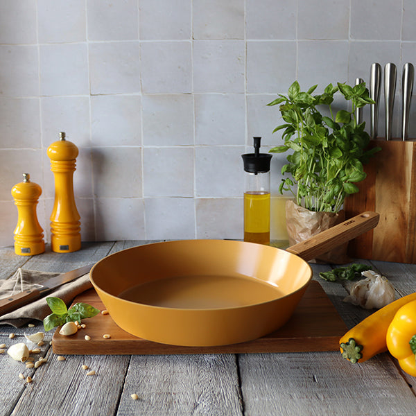 Poêle Ector induction aluminium revêtu manche en bois 28 cm jaune Ogo - Mathon - 5
