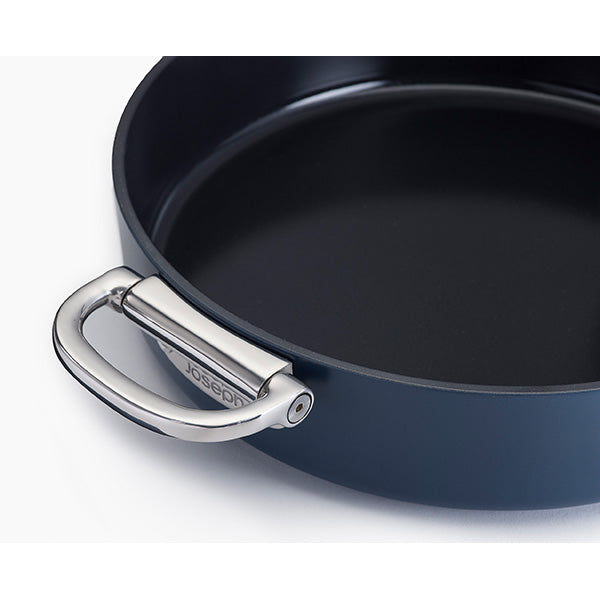 Set de 2 Poêles en aluminium revêtu Space 24 et 28 cm et séparateur protecteur  Joseph Joseph - Mathon - 4