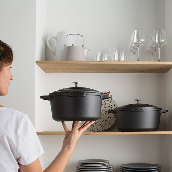 Cocotte légère ronde en fonte d