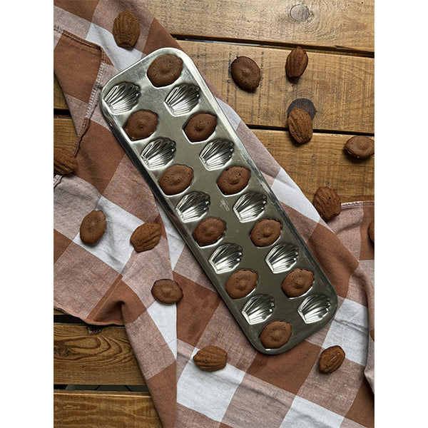 Lot plaque 12 madeleines et plaque 20 madeleinettes en fer blanc Gobel - Mathon - 7