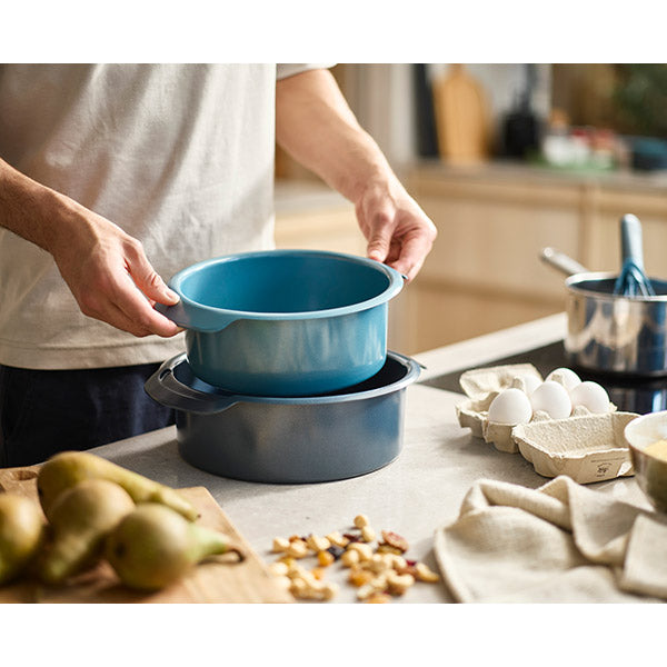 Set de 2 moules à gâteau 20 et 23 cm Nest  Joseph Joseph - Mathon - 3