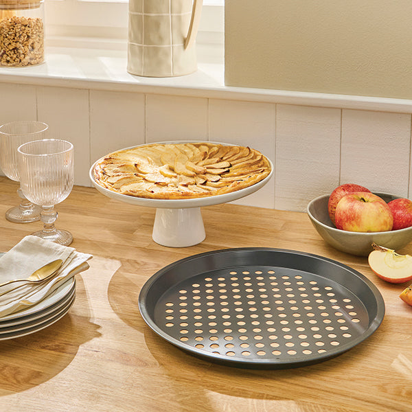 Lot de 5 bacs de préparation culinaire en inox et d’un moule à pizza perforé en acier antiadhérent 29,5 cm Mathon - Mathon - 6