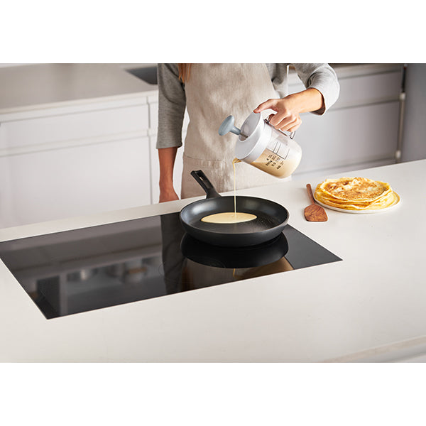 Mixeur manuel pour pâte à crêpe et omelettes  Betty Bossi - Mathon - 6
