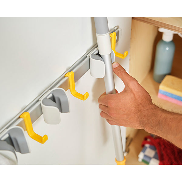 Rail de rangement mural pour accessoires de nettoyage CleanTech  Joseph Joseph - Mathon - 3