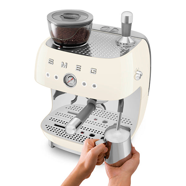 Machine expresso avec broyeur 2,4L 1650W EGF03CREU  Smeg - Mathon - 5