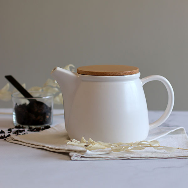Théière Mona en porcelaine blanche et couvercle en bois de hêtre 1L  Ogo - Mathon - 3